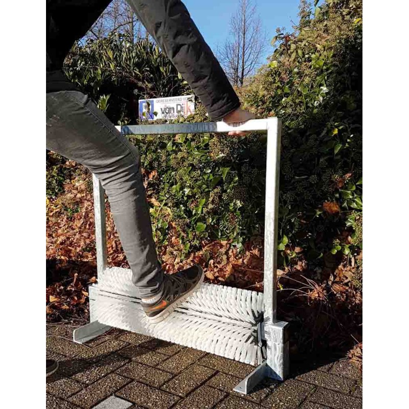 Voetveeg frame met borstelwals MET beugel